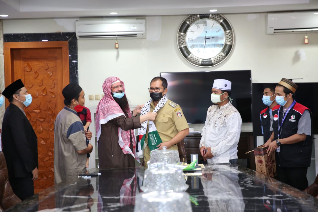 Wali Kota Makassar Bertemu Syaikh Muraweh Mousa, Bahas Kondisi Rakyat Palestina